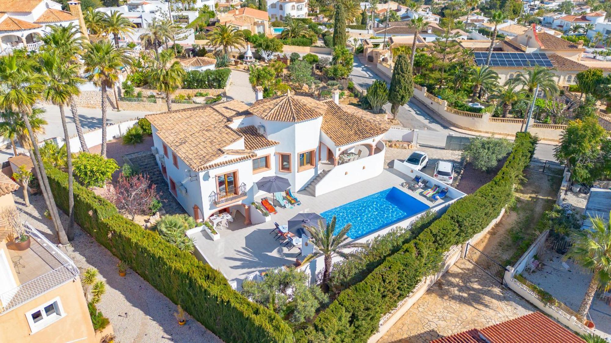 Altamira - Plusholidays